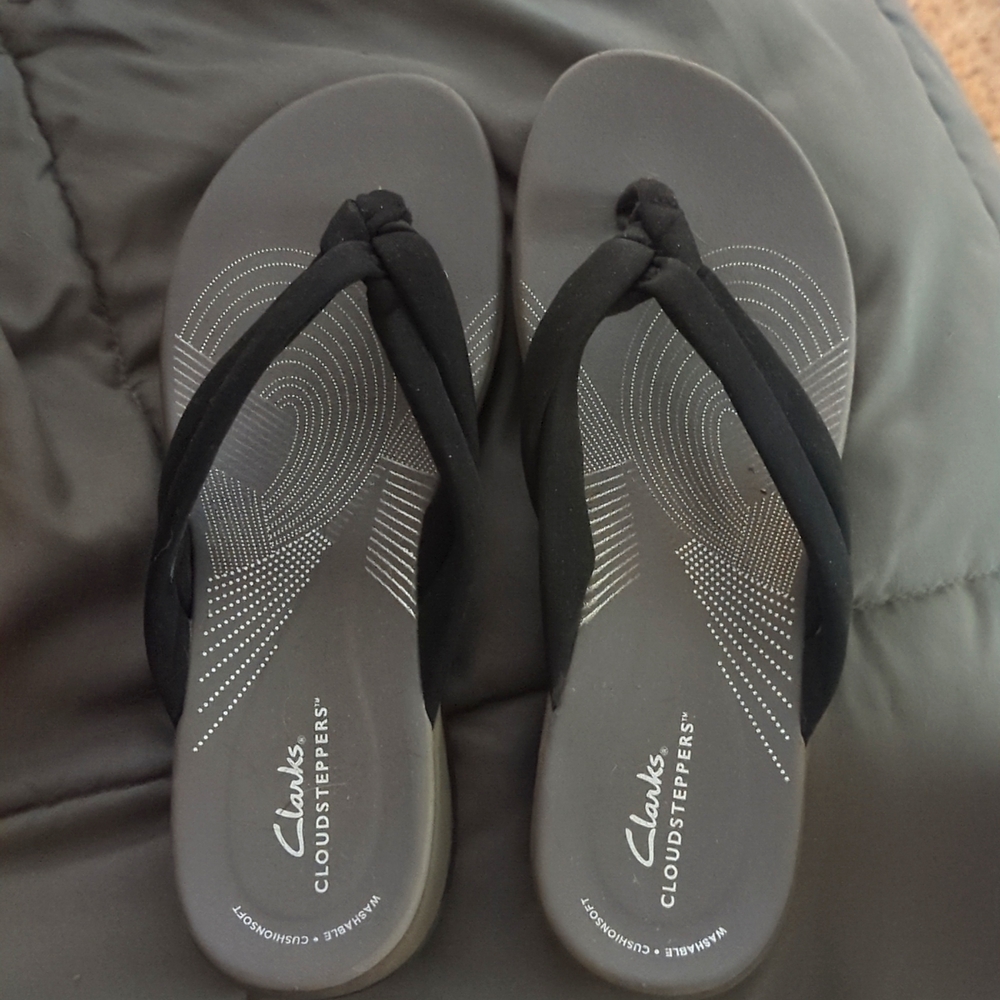 Clarks cloudstepper sandals